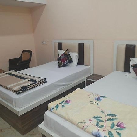 The Orchid Villa Homestay - Walkable Distance From Taj Mahal Agra  Exteriér fotografie