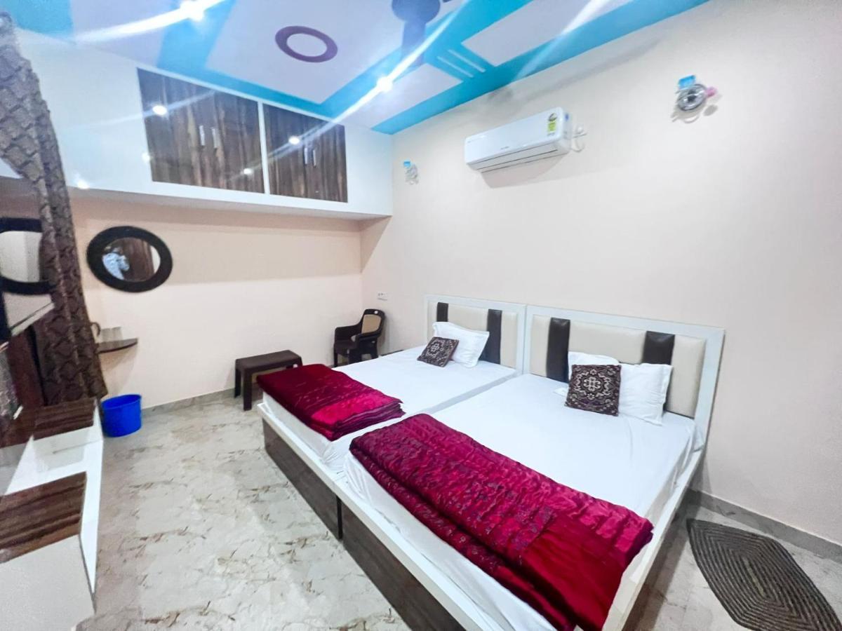The Orchid Villa Homestay - Walkable Distance From Taj Mahal Agra  Exteriér fotografie